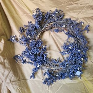 Blueberry wreath